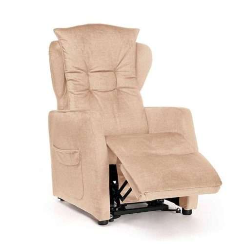 Sillón elevador Dafne en posición intermedia de relax con reposapiés levantado