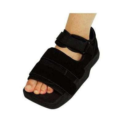 Pie con zapato de tacón invertido tras cirugía