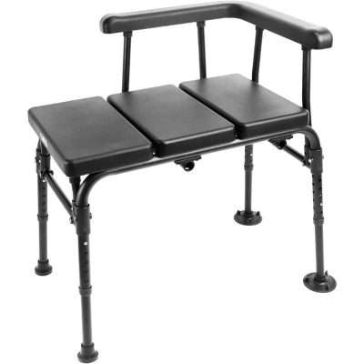 Banco de transferencia negro con respaldo y asiento acolchado