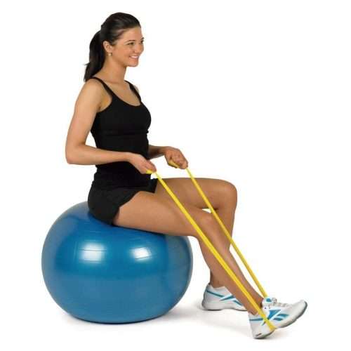 Ejercicio de rehabilitación con balón PRO SERIES y banda elástica