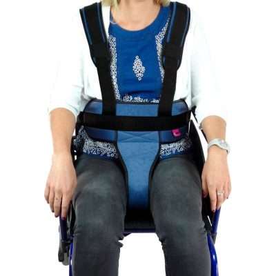 Cinturón perineal acolchado con tirantes para sujeción postural en silla de ruedas