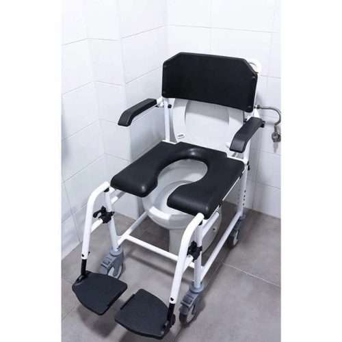 Silla de baño con ruedas K30010 utilizada en el aseo