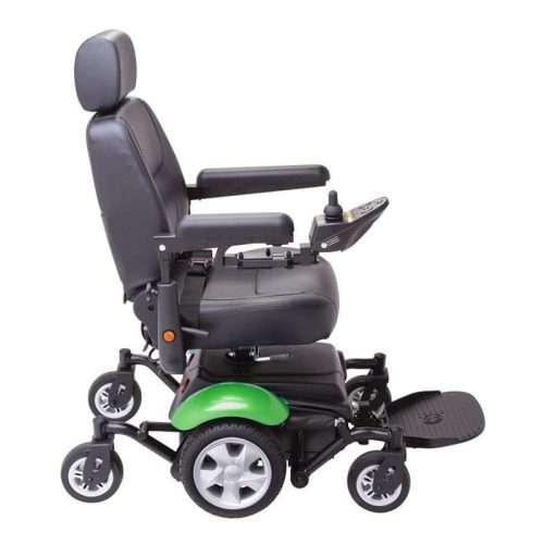 Perfil lateral de la silla eléctrica R300 con joystick y ruedas centrales de tracción