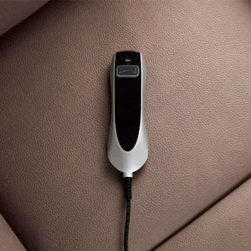 Mando con cable para controlar el sillón elevador Gobi, con puerto USB