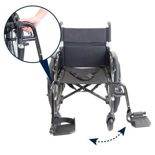 Vista frontal de la silla de ruedas K10077 con reposapiés abatibles y detalle del sistema de movimiento