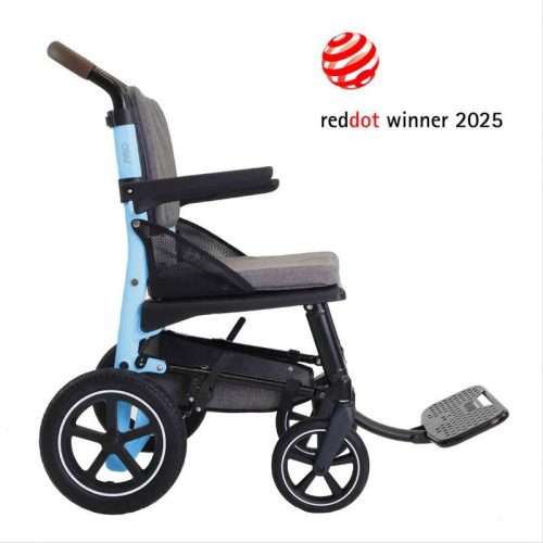 Vista lateral de la silla de ruedas de tránsito KMINA PRO con diseño premiado