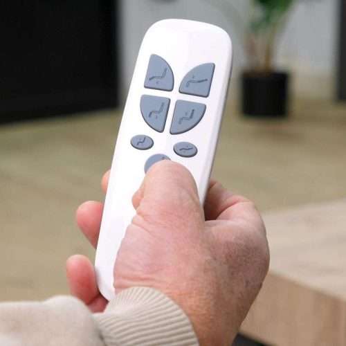 Mando con cable del Sillón Elevador Nest para regular respaldo y reposapiés