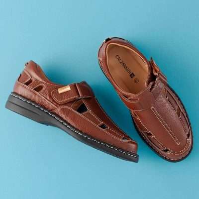 Par de sandalias casuales de hombre 2116 en color marrón con plantilla extraíble