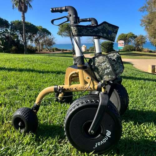 Vista lateral del rollator todoterreno Military